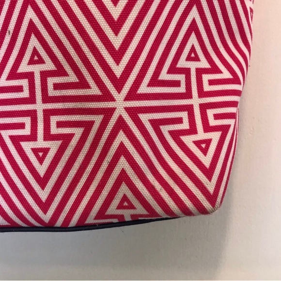 Jonathan Adler & Clinique Pattern Pink Tote - Picture 11 of 14